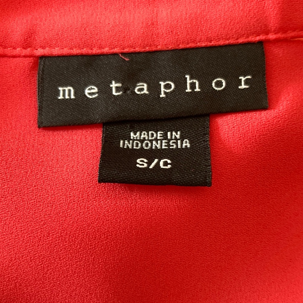 Metaphor Sheer Top - Picture 6 of 7